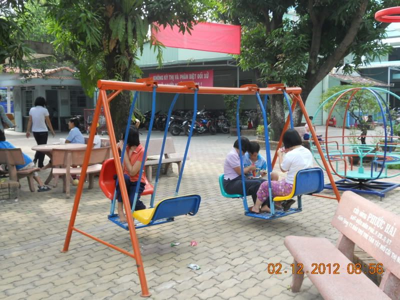 DoveS Club - Thăm Trung Tâm Bảo Trợ Trẻ Em Khuyết Tật Mồ Côi Thị Nghè Ngày 12/02/2012 - 2