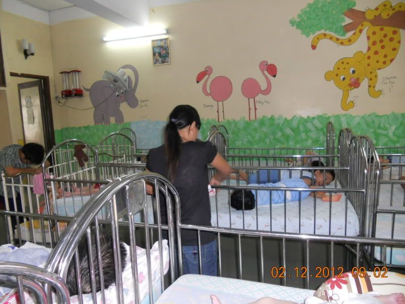 DoveS Club - Thăm Trung Tâm Bảo Trợ Trẻ Em Khuyết Tật Mồ Côi Thị Nghè Ngày 12/02/2012 - 11
