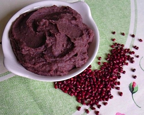 Cách làm trắng da toàn thân tự nhiên tại nhà đơn giản với đậu đỏ